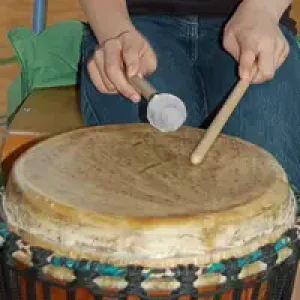 Heilsames Trommeln - Heilsames Singen, Stocktrommeln